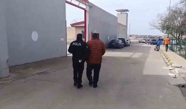 Hatay'da 8 ayrı suçtan hapis cezası ile aranan şahıs yakalandı