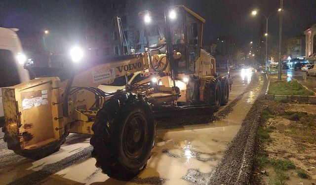 Kahramanmaraş'ta şiddetli yağışa karşı seferberlik