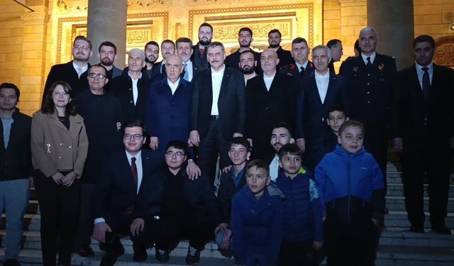 Bakan Çiftçi, Teravih Namazını Kahramanmaraş’ta Kıldı