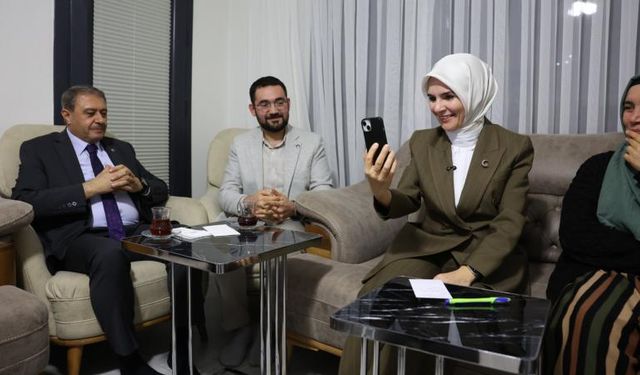 Bakan Göktaş depremzede genç için kız istedi