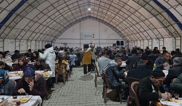 Büyükşehir’den Ramazan’ın İlk Gününde Binlerce Kişiye İftar