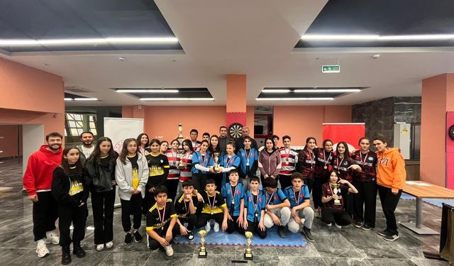 Elbistan’da Yıldızlar Dart Turnuvası Sona Erdi