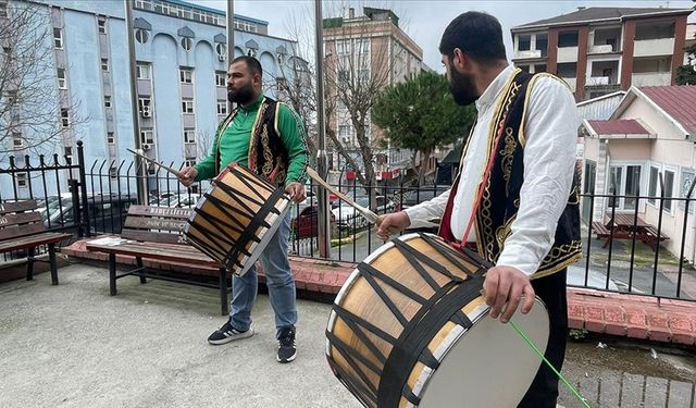 Osmanlı Geleneği Yaşıyor: İstanbul'un 961 Mahallesinde Ramazan Davulu Yankılanacak