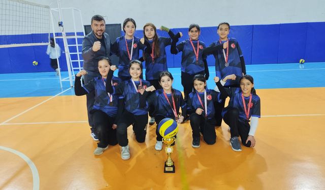 Mehmet Akif Ersoy Ortaokulu’ndan Gururlandıran Başarı