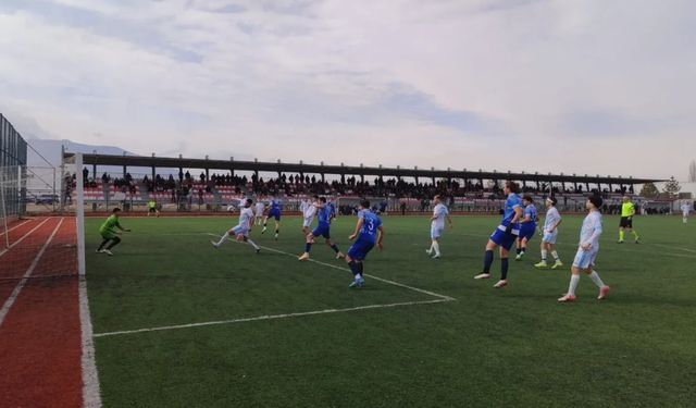 Afşinspor, Elbistan Fedaspor’u 4-1 Mağlup Etti