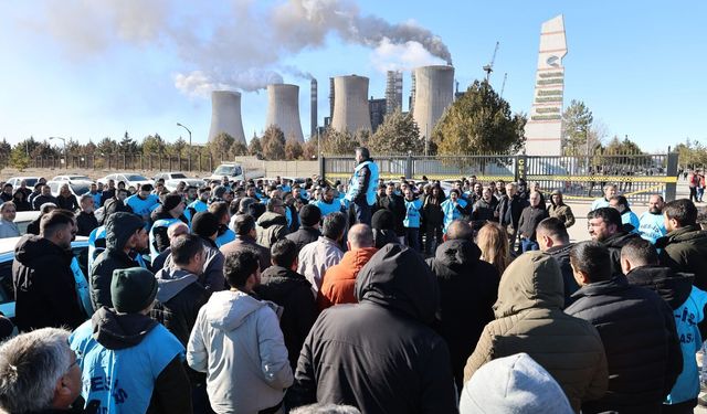 A Termik Santrali’nde Eylem: “İnsan Onuruna Yakışan Ücret İstiyoruz”