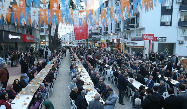 AK Parti Genel Başkan Yardımcısı Yayman, Osmaniye'de iftar programında konuştu: