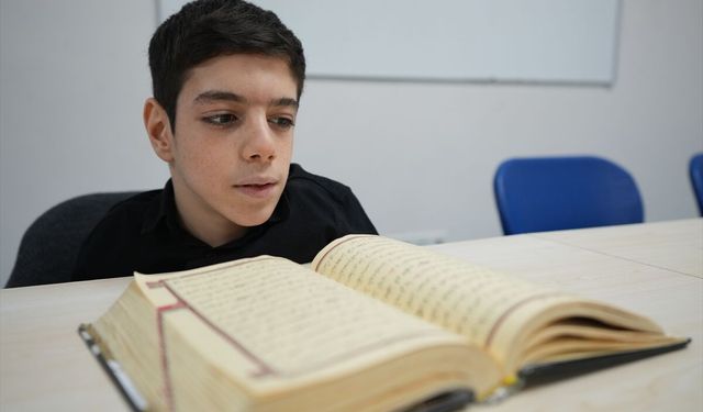 'Engellisin, yapamazsın' denilen çocuk azmiyle hafız olmayı başardı