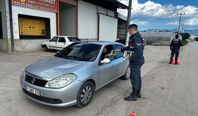 Finike'de siber suçlara karşı 'farkındalık' çalışmaları yapıldı