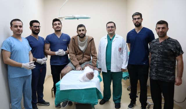 Isparta'da trafik kazasında yaralanan kişinin kopan bacağı yerine dikildi