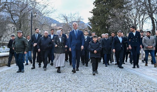 Kültür ve Turizm Bakanı Ersoy, baba ocağı İbradı'da iftar verdi: