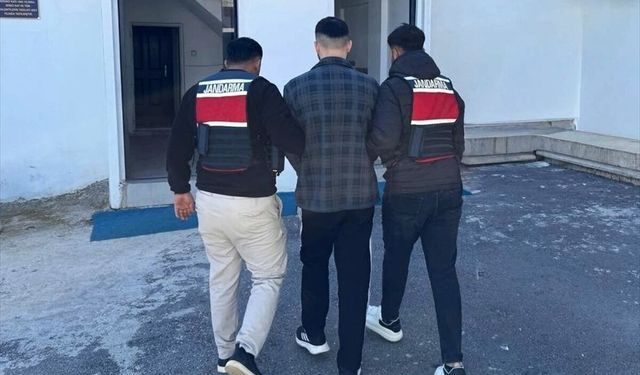 Mersin'de 21 yıl kesinleşmiş hapis cezasıyla aranan firari hükümlü yakalandı