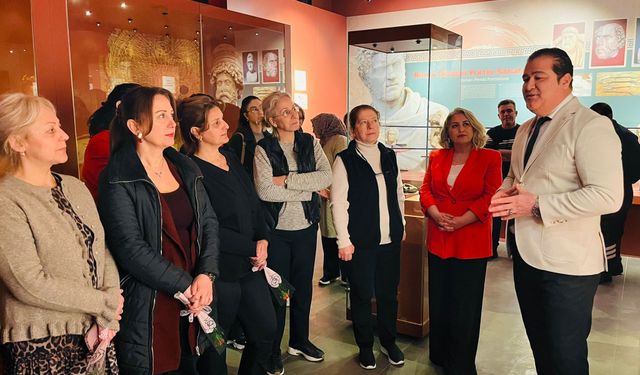 Tarsus'ta 'Antik Çağda Kadın Olmak' sergisi açıldı