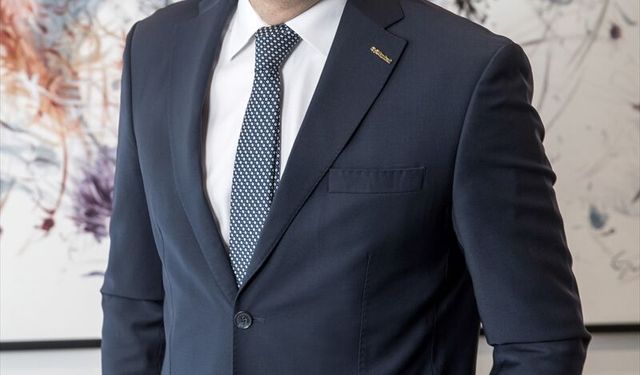 Yapı Kredi Mobil'de 'Kart Ekleme' özelliği hizmete sunuldu