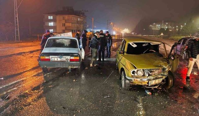 Kahramanmaraş'ta trafik kazaları: 2 yaralı