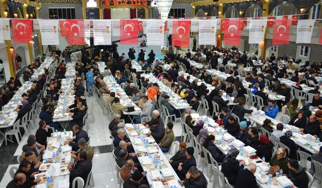 Büyükşehir’in İftar Programı Afşin’de Yoğun Katılımla Gerçekleşti