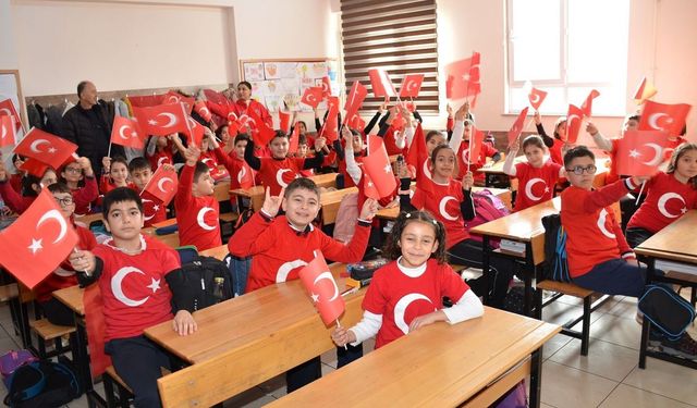 Afşin’de 17 Bin 527 Öğrenci Yeniden Ders Başı Yaptı
