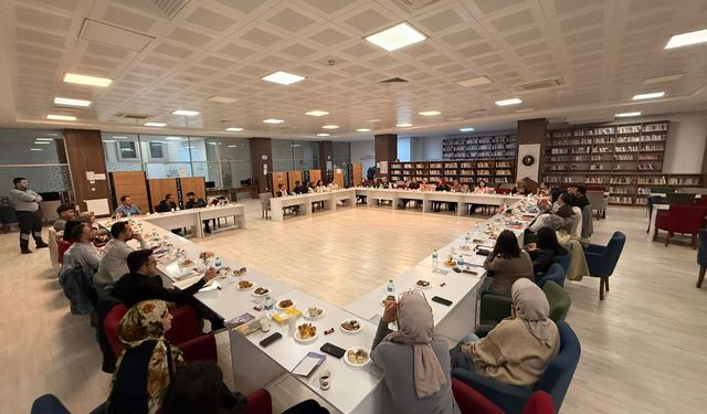 Afşin İlçe Halk Kütüphanesi’nde Kitap Tahlili Yapıldı