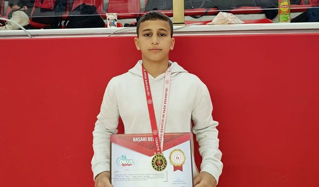 Afşinli Güreşçi Ramazan Tunahan Kılıç Türkiye Şampiyonu Oldu