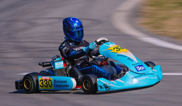 BOM Karting sezon açılışında İzmit'te podyuma çıktı