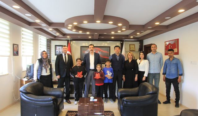 Bozyazı'da başarılı öğrenciler ödüllendirildi