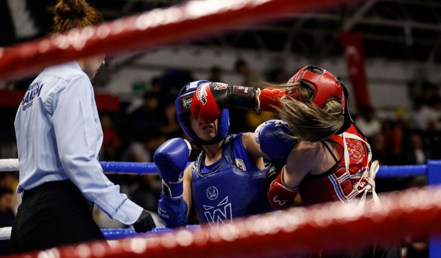 Celal Er 23 Yaş Altı ve Elit Büyükler Türkiye Muaythai Şampiyonası'nda elemeler tamamlandı