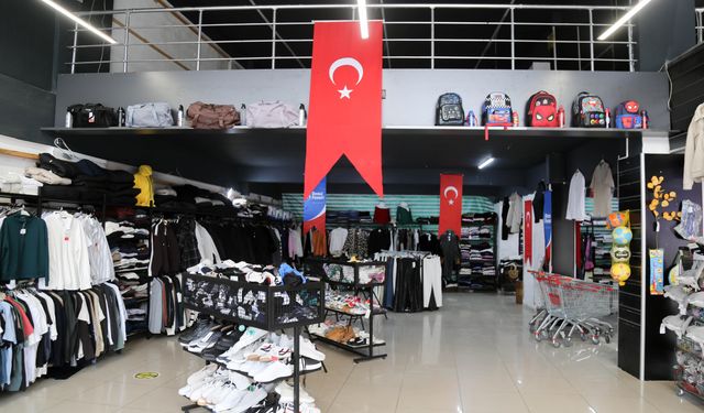 Deniz Feneri Derneği Isparta'da geçici giyim mağazası açtı