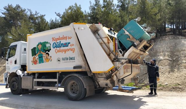 Gülnar ilçesinde çöp konteynerleri yenilendi