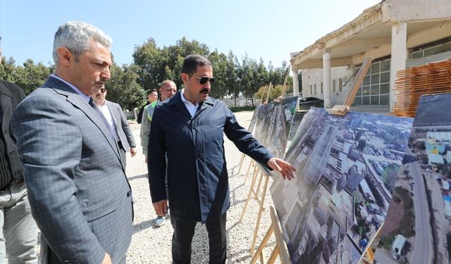 Hatay Valisi Mustafa Masatlı, Arkeoloji Müzesi'nde incelemelerde bulundu