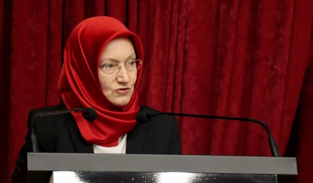 Hatay'da düzenlenen panelde Filistin'de yaşanan insanlık dramına dikkat çekildi