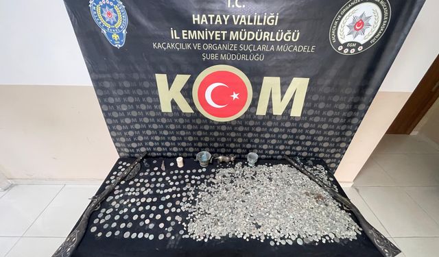 Hatay'da tarihi eser niteliği taşıdığı değerlendirilen 13 bin 78 parça ele geçirildi