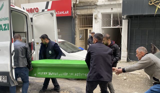 Hatay'da yalnız yaşayan kişi evinde ölü bulundu