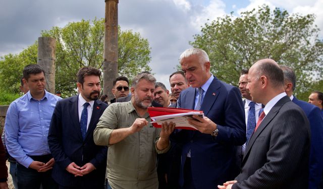 Kültür ve Turizm Bakanı Ersoy, Osmaniye'deki Kastabala Antik Kenti'ni ziyaret etti