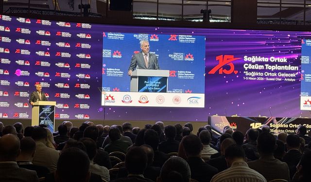 Sağlık Bakanı Memişoğlu, Antalya'da '15. OHSAD Kurultayı'nda konuştu: