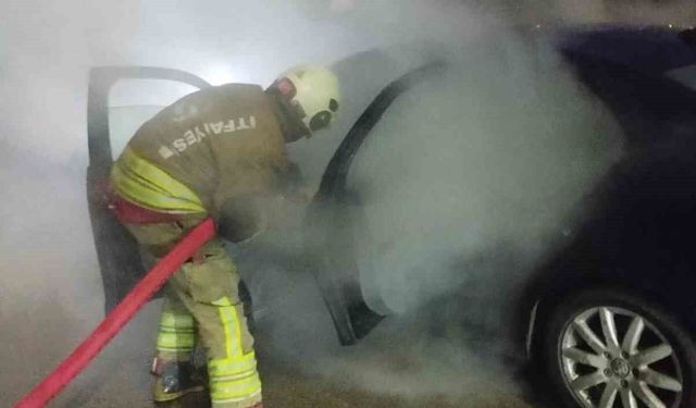 Arsuz'da otomobil yangını