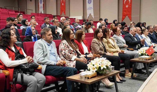 Kahramanmaraş'ta otizme dikkat çeken konferans