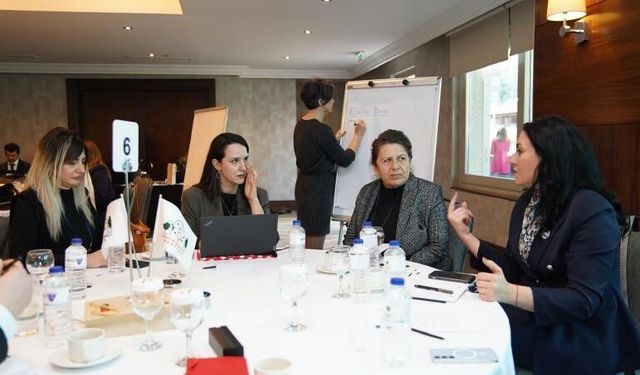 Mersin Büyükşehir Belediyesi kadın dostu kentler çalıştayında yer aldı