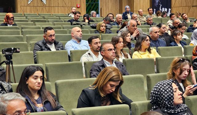 Basın Mensuplarına “Sosyal Medyanın Etkin Kullanımı” Eğitimi Verildi