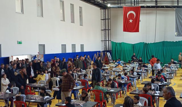 Çanakkale Zaferi Anısına Afşin’de Satranç Turnuvası Düzenlendi