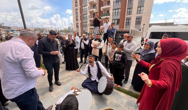 Ebrar Sitesinde Yeni Başlangıç: Genç Çift Yuva Kurdu