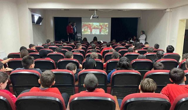 Eğitim Fakültesi’nden otizm farkındalığına katkı