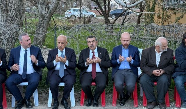 Bakan Tekin ve Bilal Erdoğan’dan Afşin’de Taziye Ziyareti