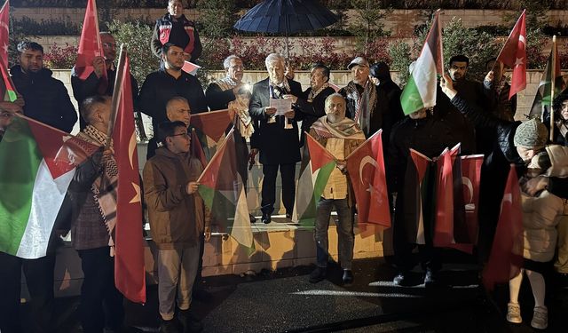 İsrail'in Filistinli Esirlere Yönelik "İdam Yasası" Protesto Edildi
