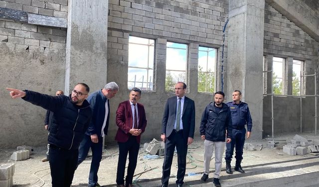 Kaymakam Sarıdoğan, Yüzme Havuzundaki Çalışmaları İnceledi