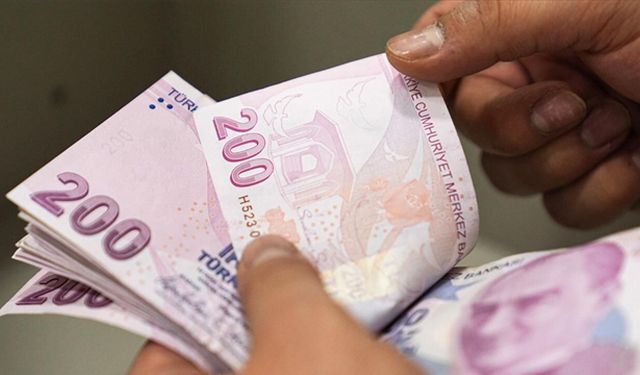 Evde bakım yardımları hesaplara yatırılmaya başlandı