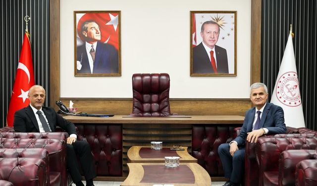 Başkan Kıraç’tan İl Millî Eğitim Müdürü Akpınar’a Ziyaret