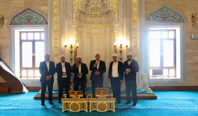 Hayatını Kaybeden Öğretmen ve Öğrenciler İçin Mevlid Programı Düzenlendi