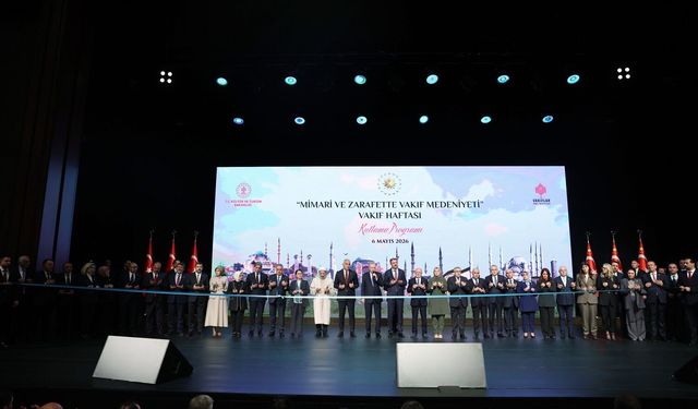 Tarihi Ulu Camii, Cumhurbaşkanı Erdoğan’ın Canlı Bağlantıyla Katıldığı Törenle İbadete Açıldı