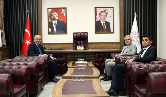 Başkanı Gökşen’den İl Millî Eğitim Müdürü Akpınar’a Ziyaret