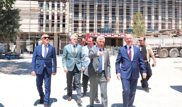 Kahramanmaraş Valiliği Yeni Hizmet Binasında İnceleme